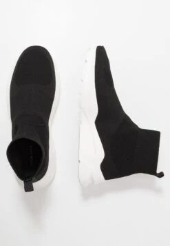 Pier One Sneakers Hoog - Black/White -Pier One 10ccf7ff9f224e04a47124c133fa2a1f