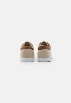 Pier One Unisex - Sneakers Laag - Beige -Pier One 25eb778e2a144dc3a08b80223db3495e