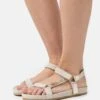 Pier One Leather - Sandalen - Beige