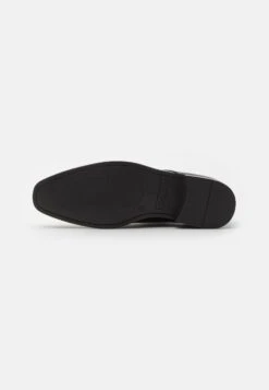Pier One Unisex - Veterschoenen - Black 10 Pier One Unisex - Veterschoenen - Black -Pier One 82cd0985dc7448de934be918a398cf32