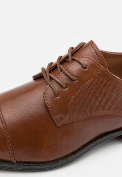 Pier One Veterschoenen - Tan 11 Pier One Veterschoenen - Tan -Pier One ddd20fd106f84a83a55fed5e71a76901
