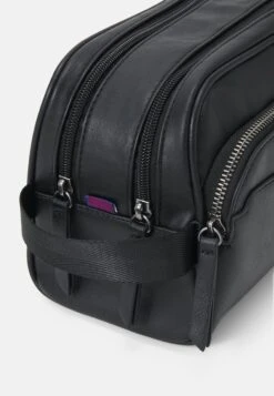 Pier One Toilettas - Black -Pier One f533c08f73014507a19f0f1471b18552